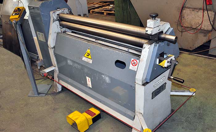 Calandra CNC Omec a 3 rulli C.M.D. (lunghezza lavoro 1500 mm)