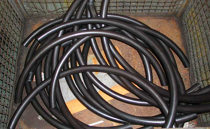 Tubi metallici curvati a raggio costante per strutture