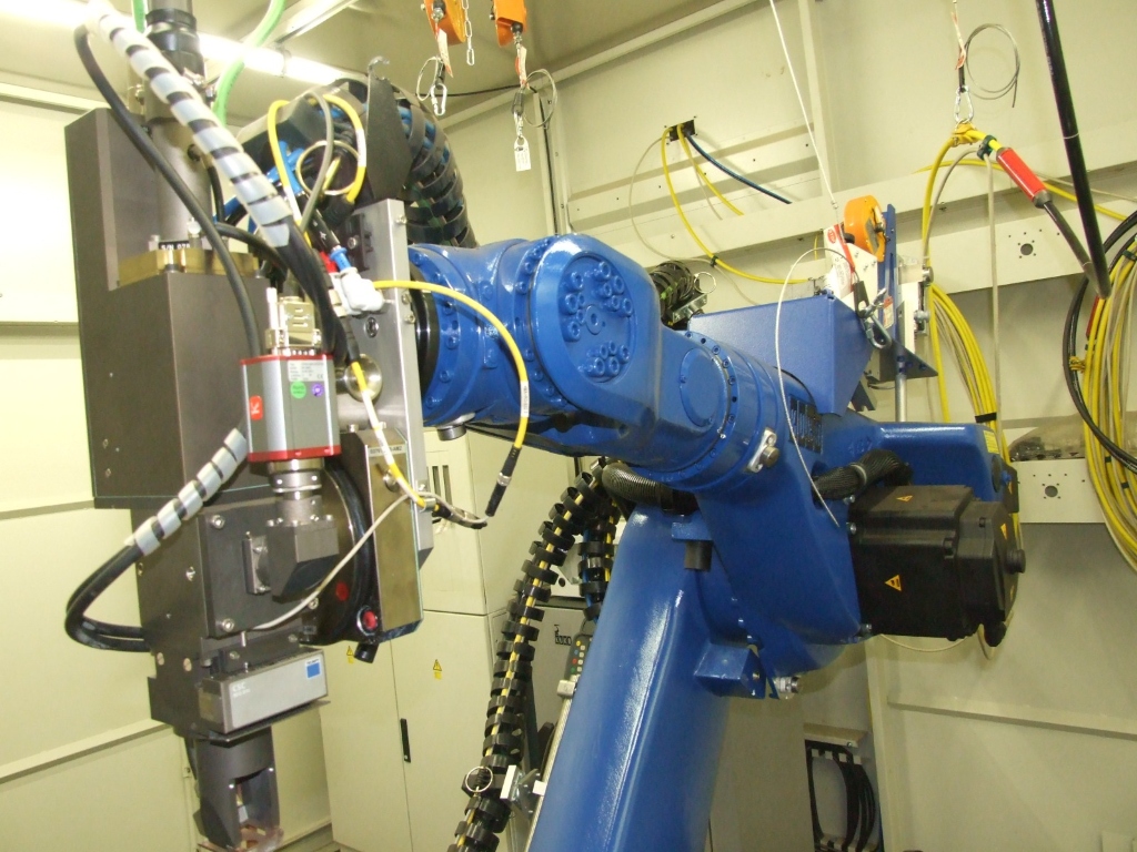 Braccio Meccanico Robotizzato Saldatura Laser C.M.D.